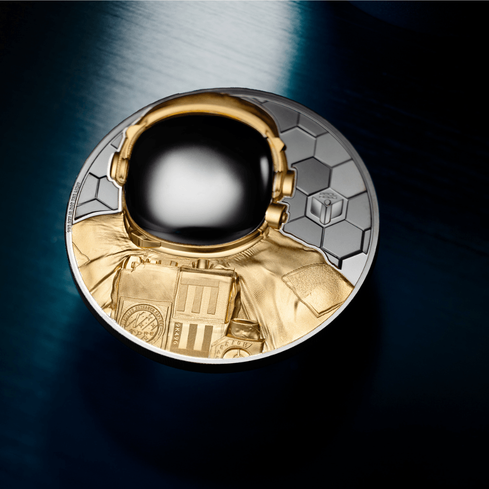 ASTRONAUT Real Heroes 5 Oz Gold Coin $500 Cook Islands 2024 - PARTHAVA COIN