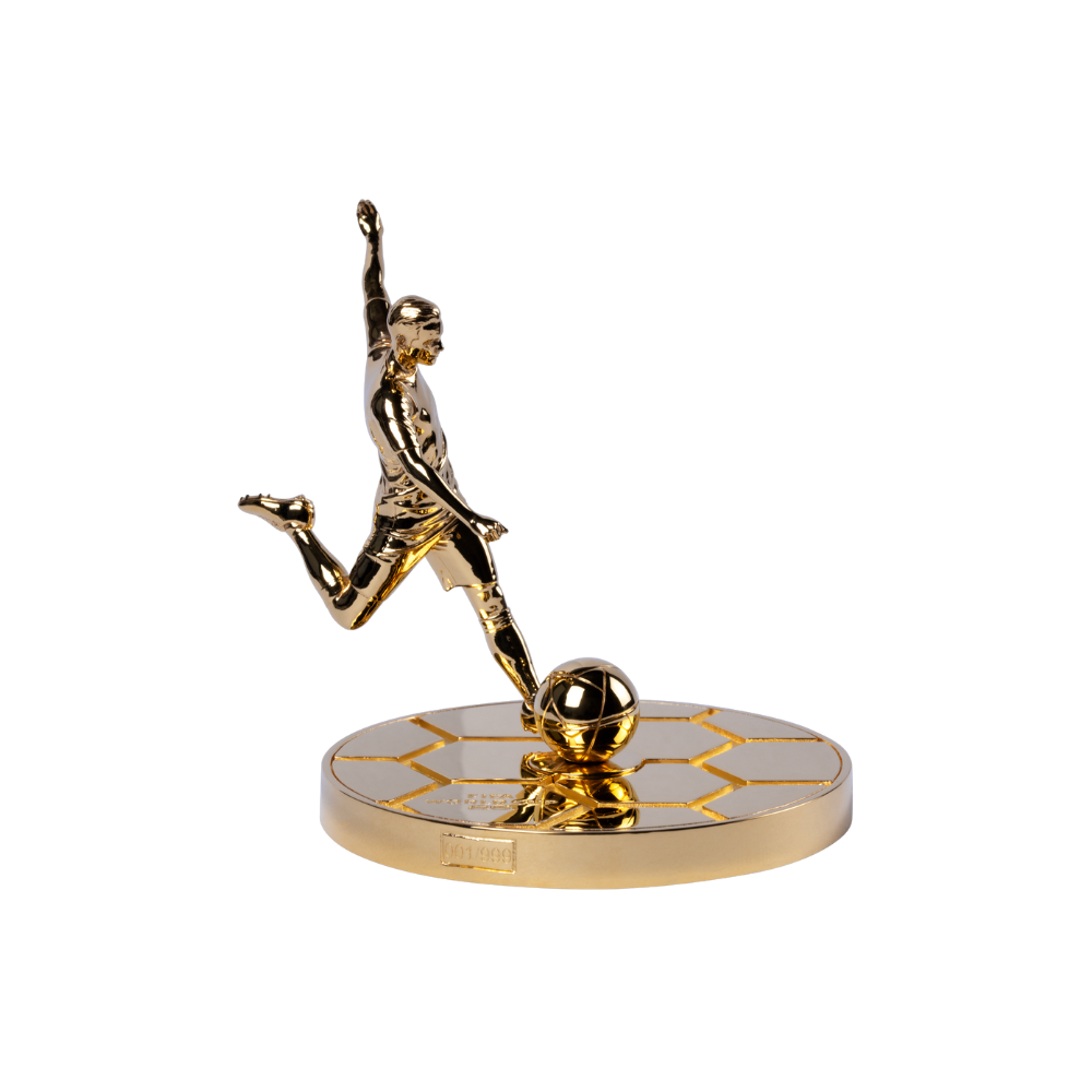 3D Football Player 5 Oz Silver Coin FIFA 2026