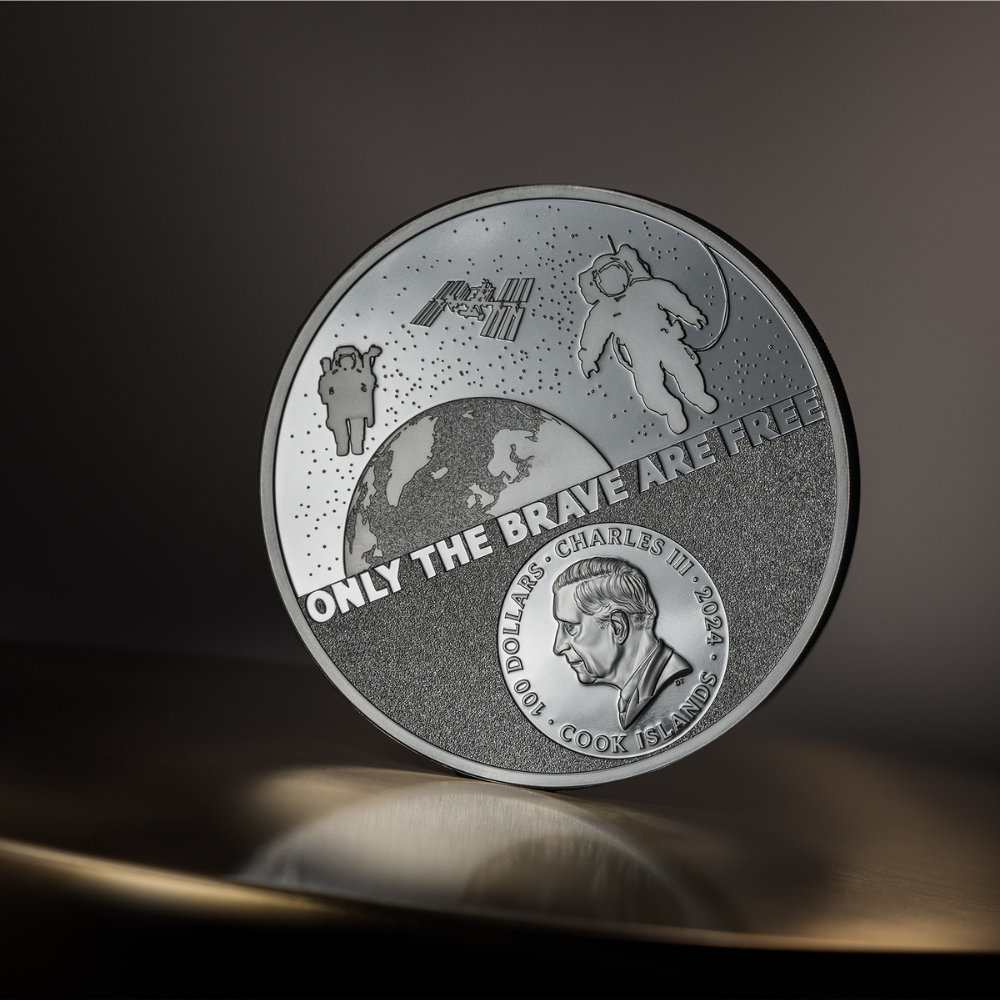 ASTRONAUT Real Heroes KG 1 kg Silver Coin $100 Cook Islands 2024