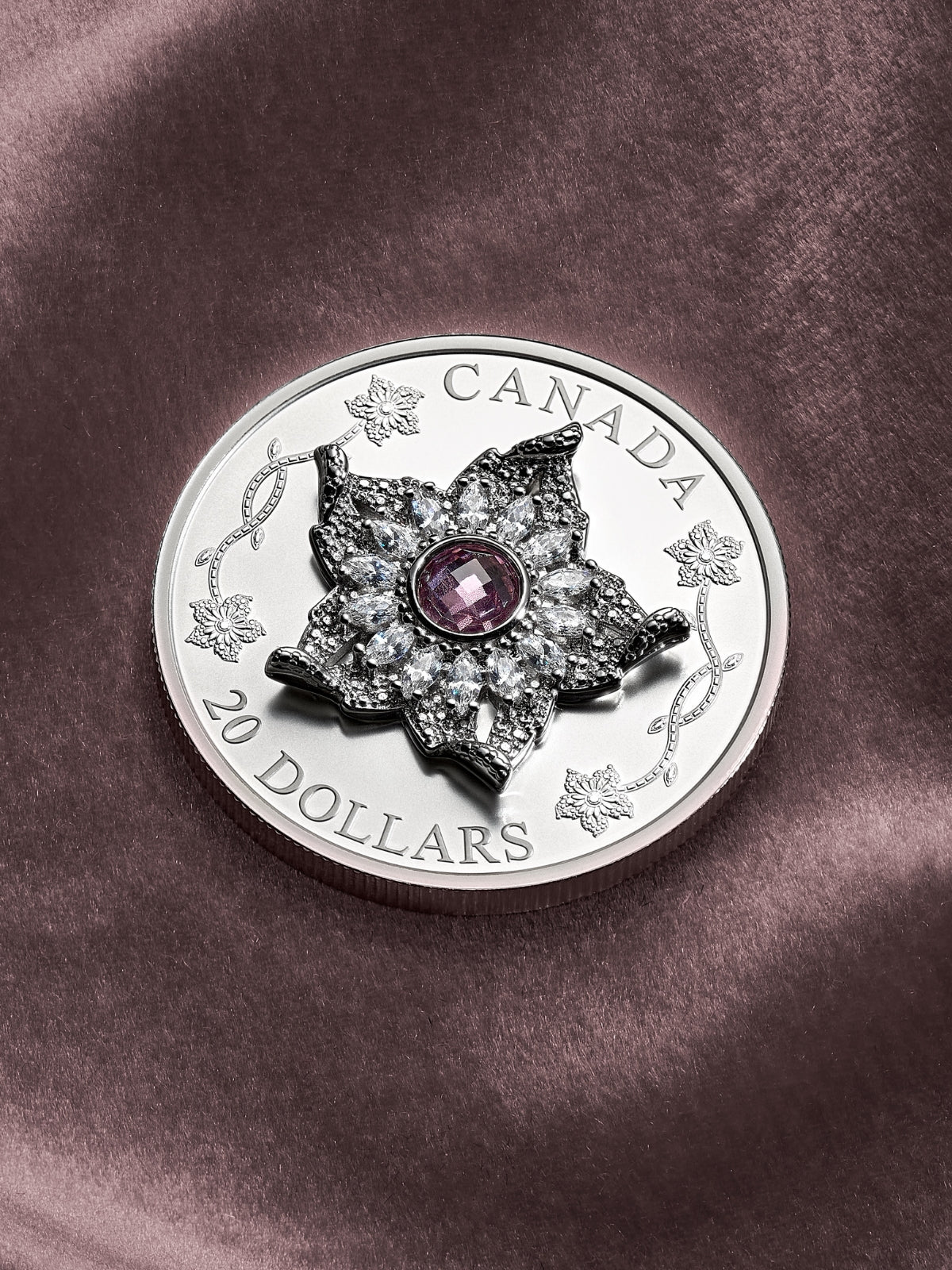 2025 Diamond Brooch 1 Oz Fine Silver Coin